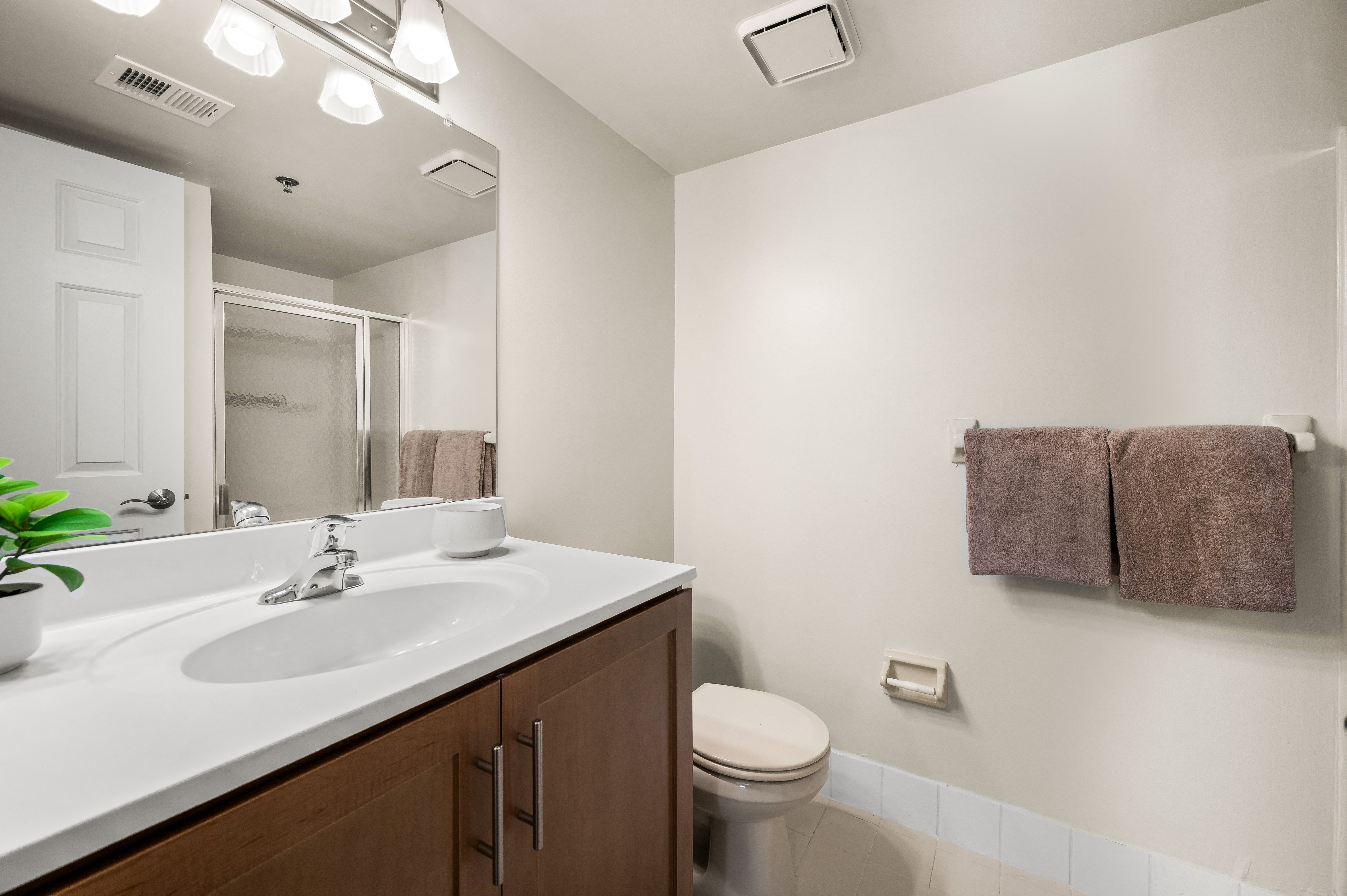 Chaddwell Apartments Image 4